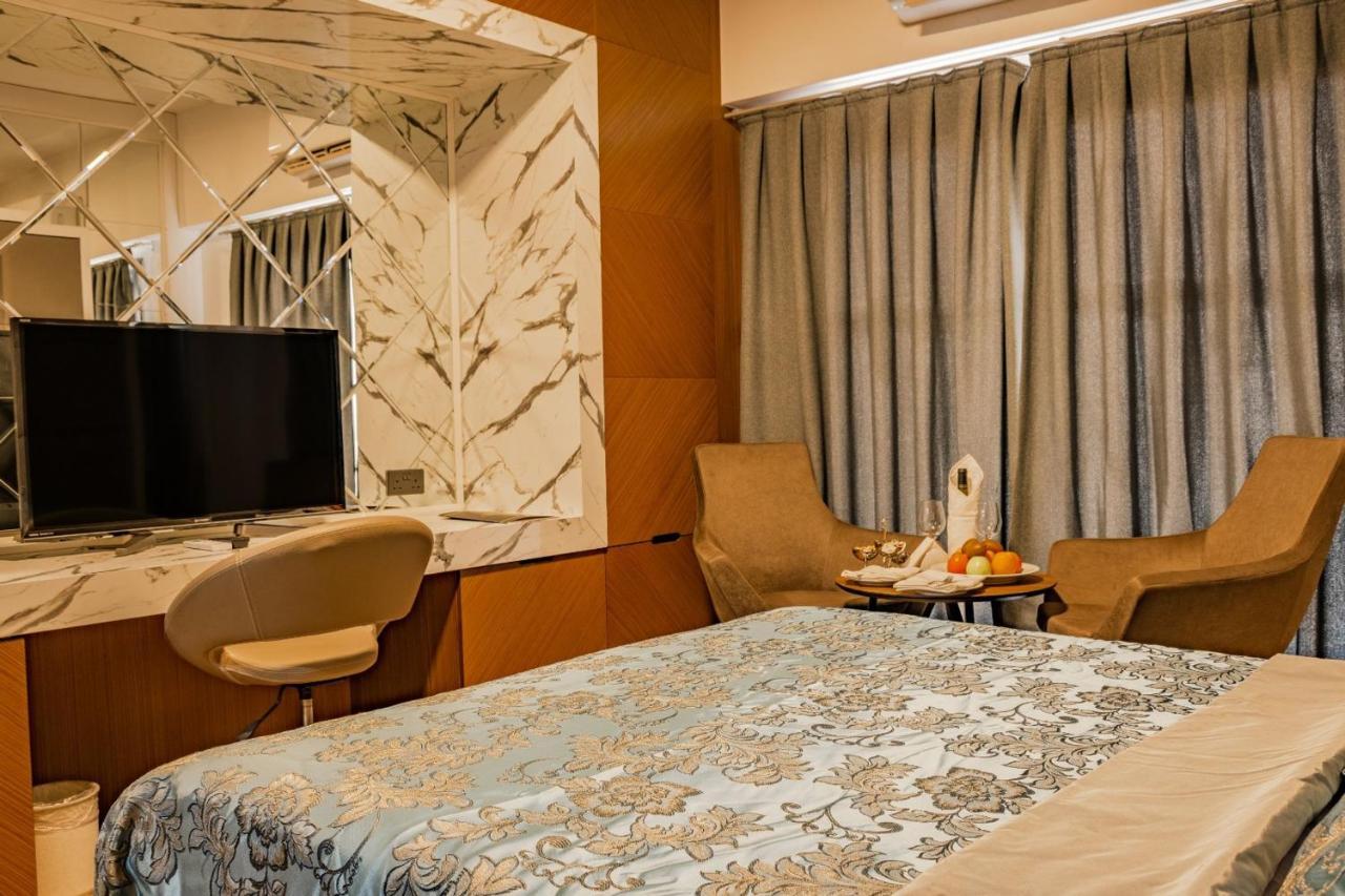 Novel Centre Point Hotel Famagusta  Buitenkant foto