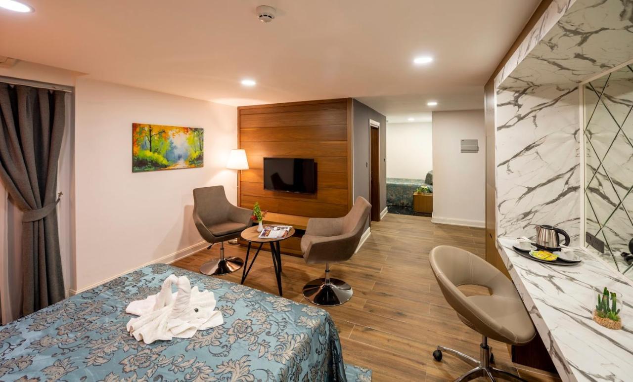 Novel Centre Point Hotel Famagusta  Buitenkant foto