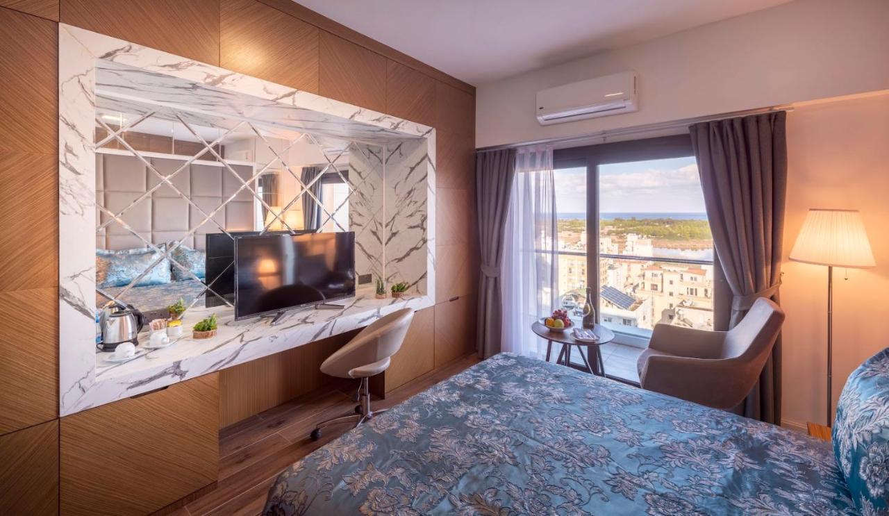 Novel Centre Point Hotel Famagusta  Buitenkant foto